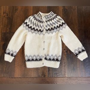 Womens Vintage Fair Isle Chunky Handknit IcelandWool Sweater Size Small Cardigan